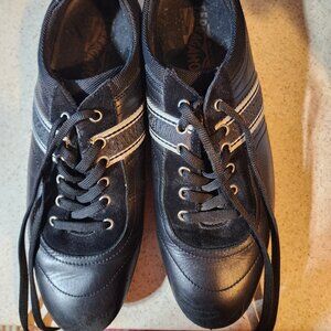 Men's black Ferragamo trainers